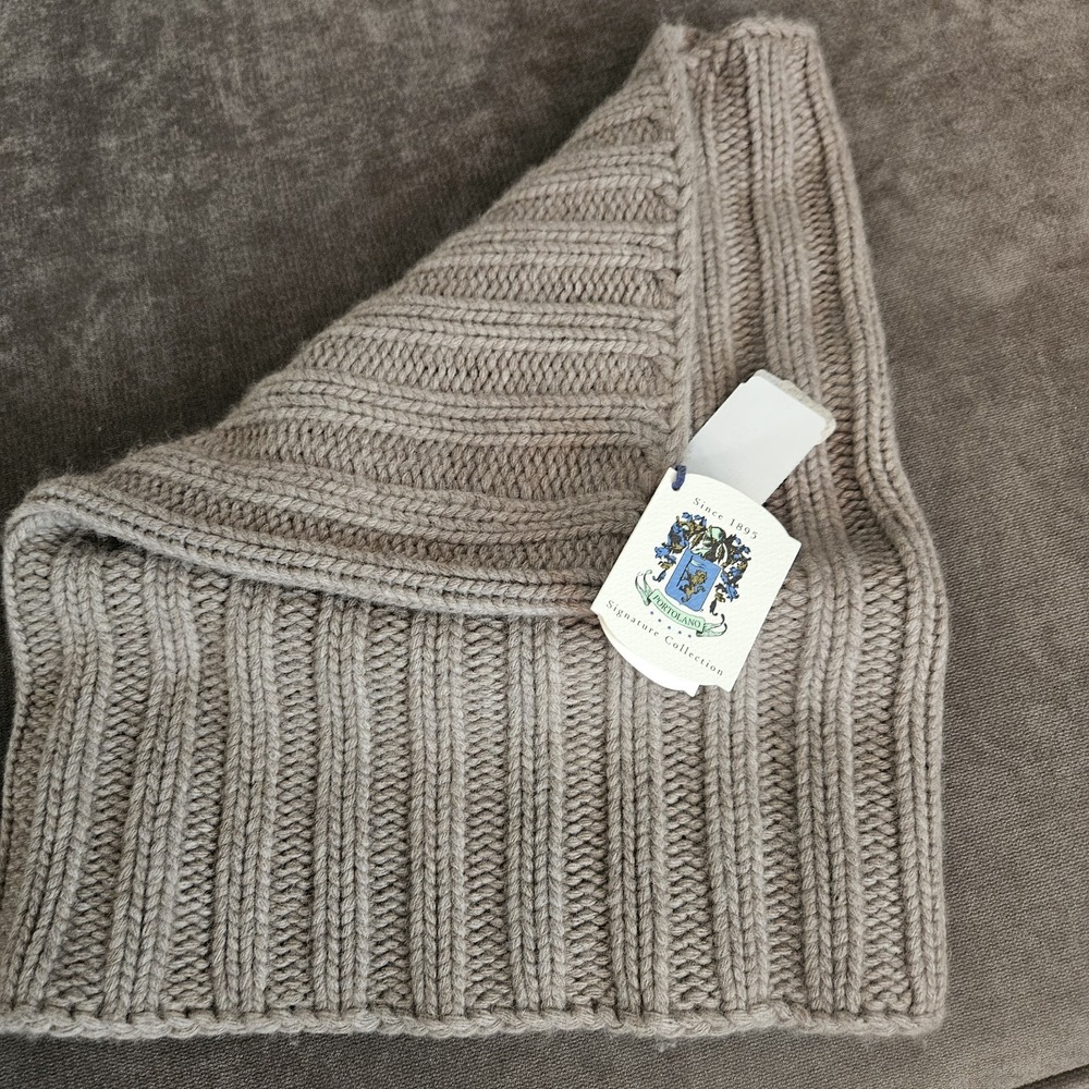 NWT Portolano Cashmere Blend Neck Warmer Cozy & Soft